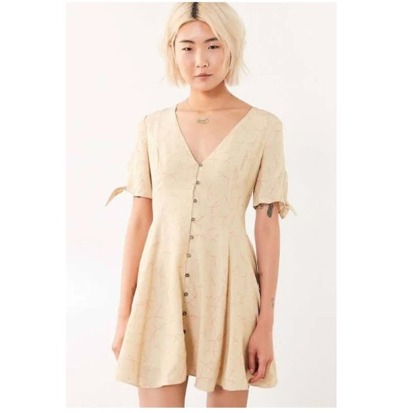 Urban Outfitters Yellow Summer Dress - Picture 1 of 1
